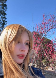 Lisa - escort in Tokyo Photo 11 of 13