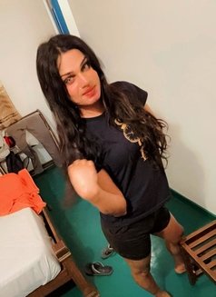 Lisa Fernando, Shemale - Transsexual escort in Colombo Photo 5 of 11