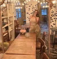 maid and mistress - puta in Muscat Photo 6 of 10