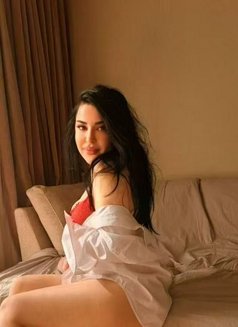 Lisa - puta in Buraidah Photo 4 of 5