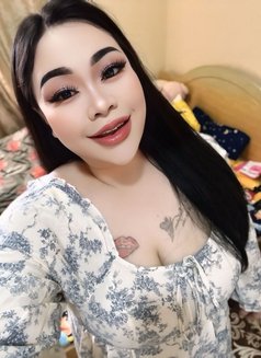 Lisa full service ass - escort in Sharjah Photo 3 of 7