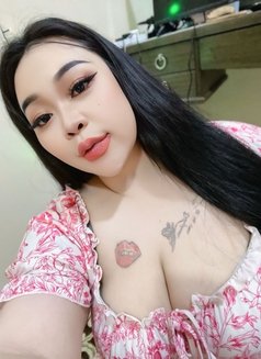 Lisa full service ass - escort in Sharjah Photo 5 of 7