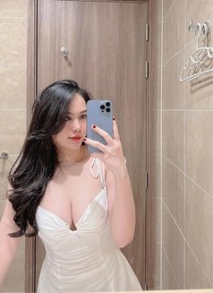 Lisa *Full Service Doha* – Singaporean - escort in Doha Photo 2 of 5