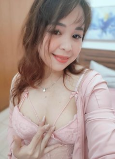 Lisa Full Service - puta in Dubai Photo 1 of 11