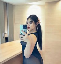 Lisa Hot Model - puta in Maldives