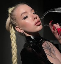 Lisa Hot Tall Goddess - escort in Dubai Photo 10 of 10