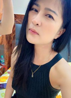 Lisa - escort in Gurgaon Photo 4 of 5