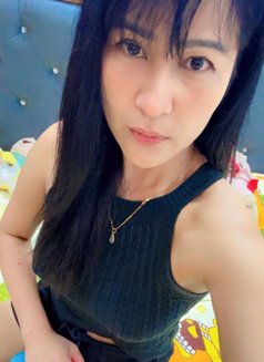 Lisa - escort in Gurgaon Photo 5 of 5