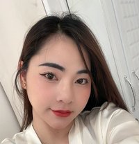 Lisa - escort in Abu Dhabi