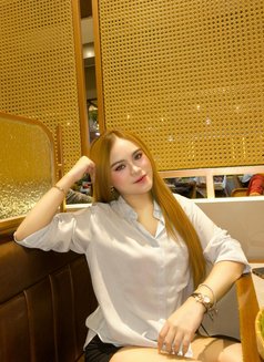 Lisa - escort in Bali Photo 1 of 4