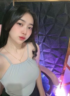 Lisa - escort in Jakarta Photo 5 of 7