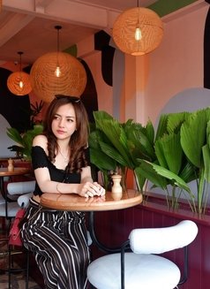 Lisa - puta in Jakarta Photo 3 of 6