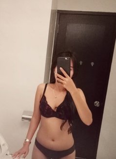 Lisa - escort in Jakarta Photo 1 of 2