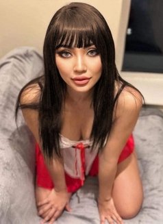 Lisa - escort in Tokyo Photo 5 of 5