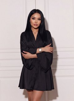 Lisa - escort in Hong Kong Photo 4 of 7