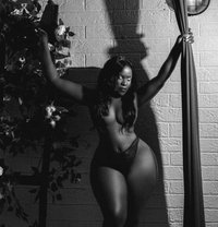 Lisa - escort in Bangalore