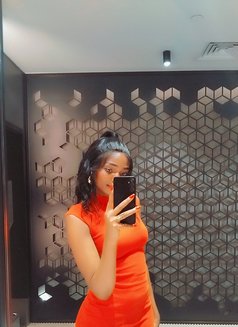 Lisa - escort in Dubai Photo 5 of 5