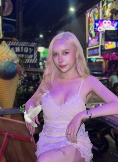 lisa Ladyboy - Acompañantes transexual in Phuket Photo 6 of 8