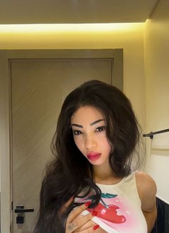 Lisa - escort in Dubai Photo 4 of 6