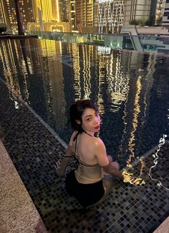 Lisa - escort in Dubai Photo 5 of 6