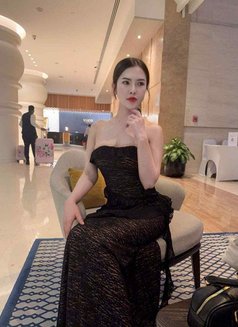 Lisa Massage and Sex - puta in Doha Photo 1 of 3