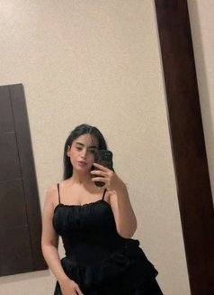 Lisa Massage - puta in Riyadh Photo 3 of 5