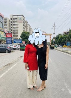 ( threesome) - escort in Chandigarh Photo 1 of 1