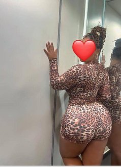 Lisa New Arrival Super Hot in Hyderabad - puta in Hyderabad Photo 3 of 3