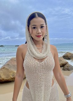 Lisa New - escort in Abu Dhabi Photo 1 of 4