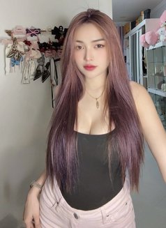 Lisa New - escort in Al Manama Photo 2 of 4