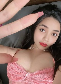 Lisa New Girl - puta in Dubai Photo 6 of 6
