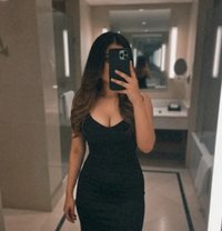 Taj Prerna profile escort - puta in Navi Mumbai