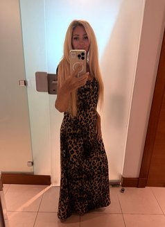 Lisa - escort in Jeddah Photo 4 of 5