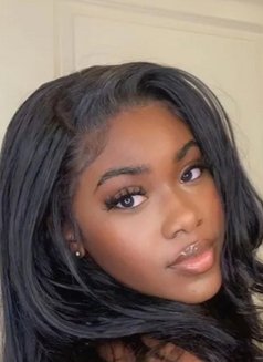 Lisa Riyadh 8 - escort in Riyadh Photo 4 of 4