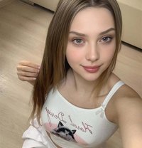 Lisa - puta in Al Ain