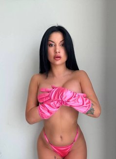 Lisa - escort in Bangkok Photo 5 of 8