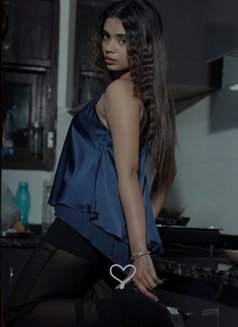 Lisa - escort in Pune Photo 1 of 11