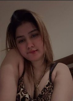 Lisa - escort in Pune Photo 7 of 11