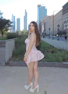 Lisa - masseuse in Riyadh Photo 4 of 6