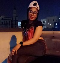Lisa - puta in Al Juffair