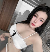 Lisa - escort in Abu Dhabi