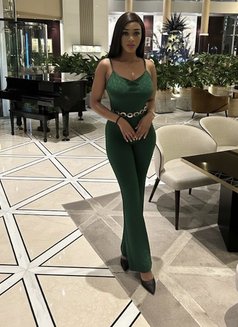 Lisa - escort in Accra Photo 2 of 2