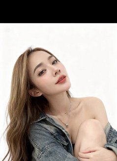 Lisa - puta in Bangkok Photo 12 of 14