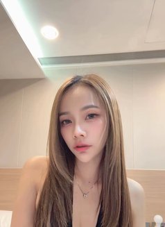 Lisa - escort in Macao Photo 19 of 28