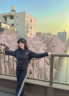 Lisa - escort in Macao Photo 27 of 28