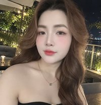 Lisa OutCall - puta in Doha