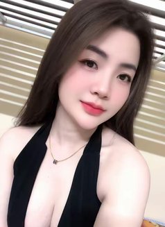 Lisa OutCall - escort in Doha Photo 4 of 5