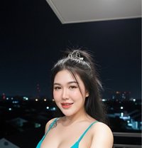 Lisa - escort in Gurgaon Photo 1 of 4