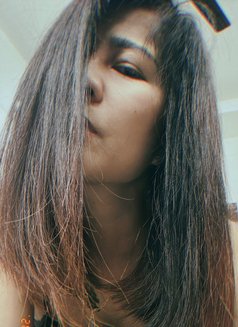 Lisa - puta in Gurgaon Photo 3 of 3