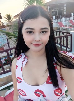Lisa - masseuse in Muscat Photo 5 of 8